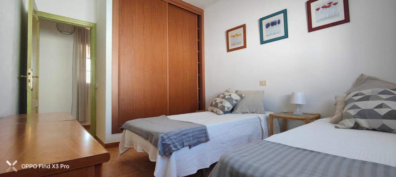 4 Family Home With Pool, Fuerteventura-Gran Tarajal Juan Gopar Екстериор снимка